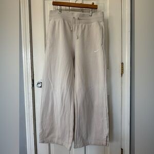 Women’s Nike Phoenix Fleece Wide-leg Sweatpants